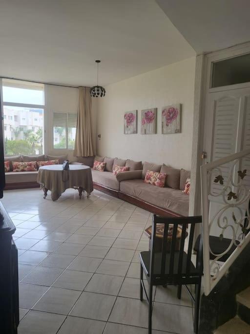 Jibila Stylish Duplex - Ocean View - Airport - Wifi - Renovated 2025 아파트 외부 사진